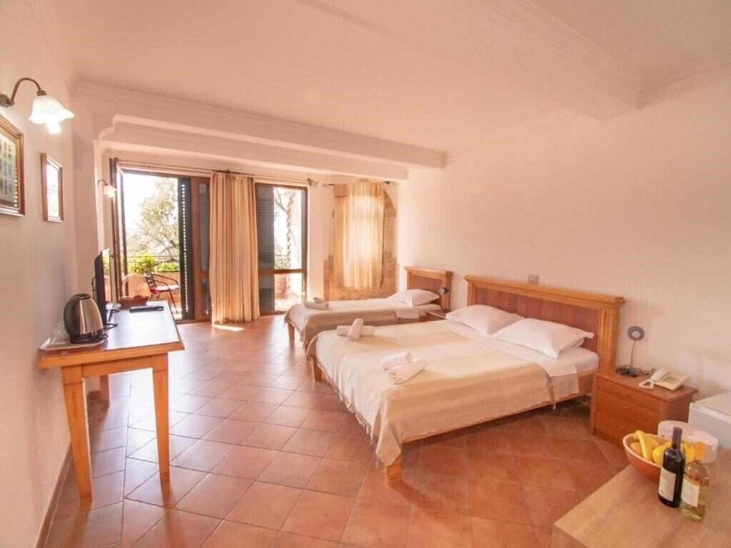 Фото Levantin Inn 3*