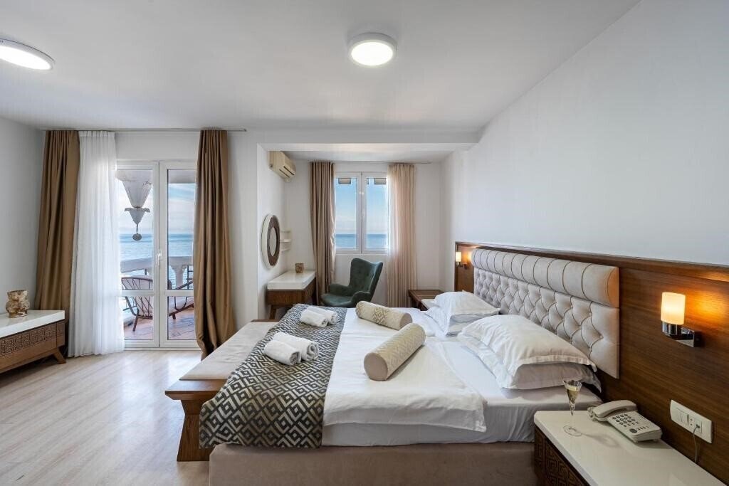 Фото Adrovic 3*