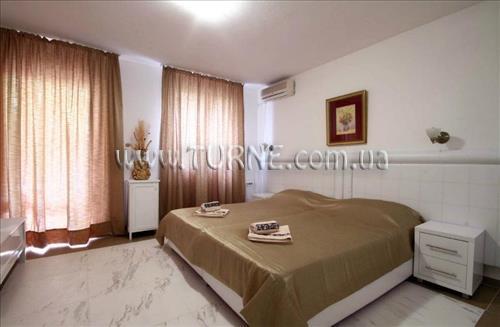 Фото Adrovic Small Hotel 3*