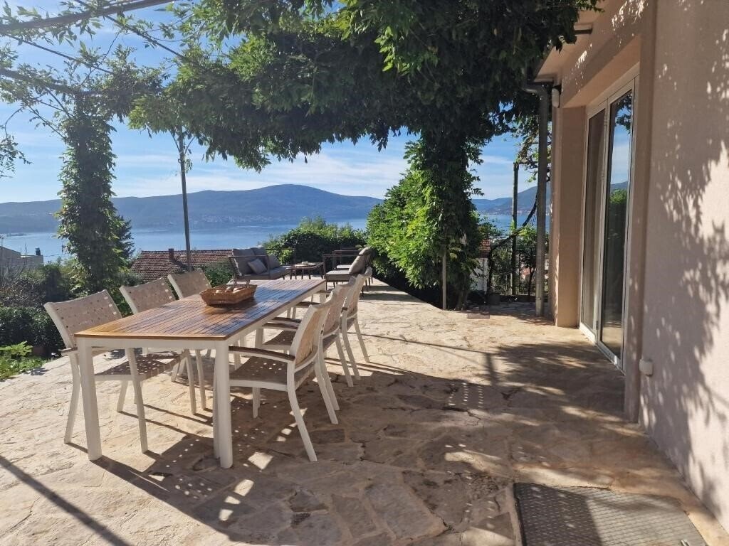 Фотография Villa Antonia 3*