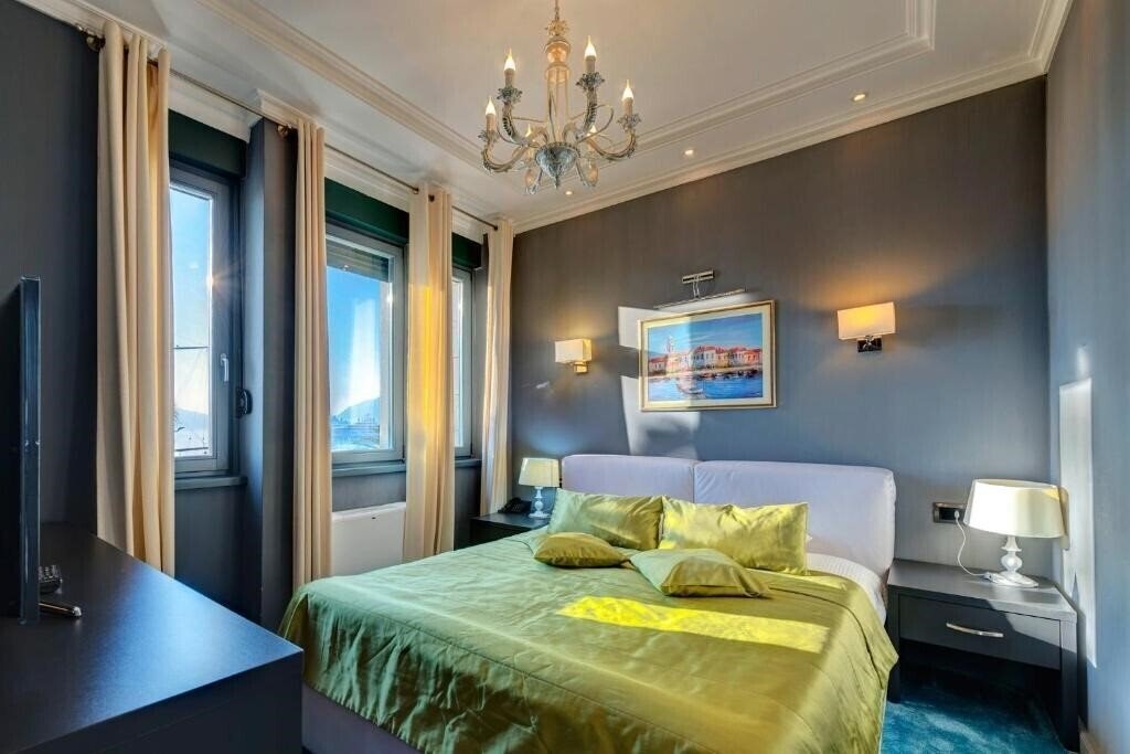 Фотография Astoria Tivat 4*