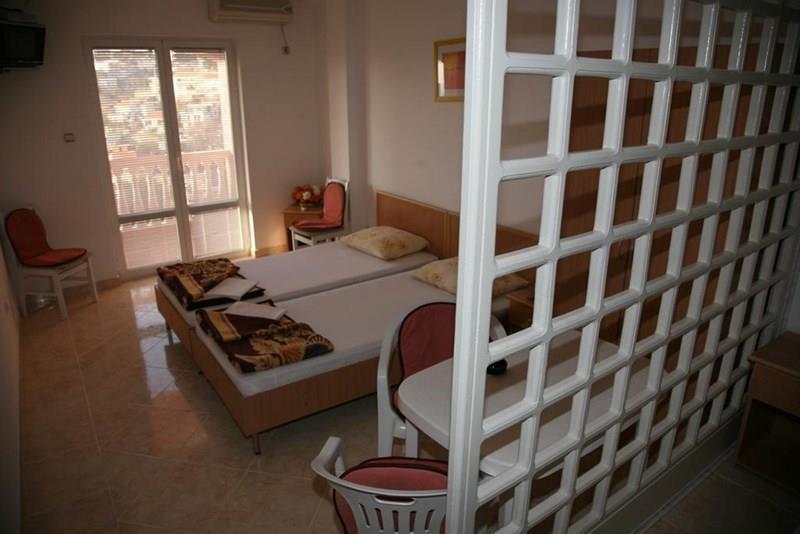 Фотография Omega Apartments 3*