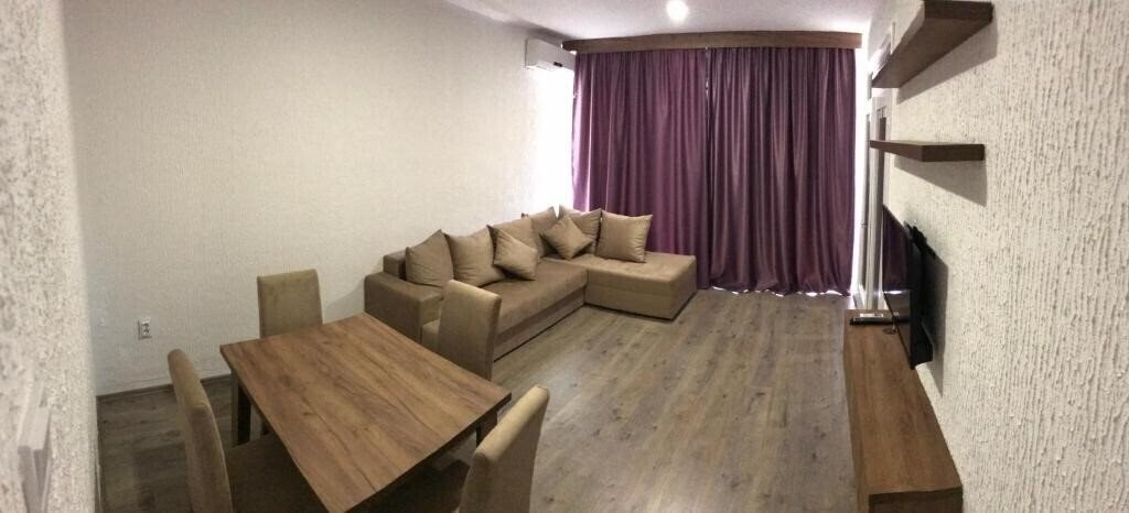 Изображение VELIKA PLAZA (ex. Velika Plaza Hotel) 2*