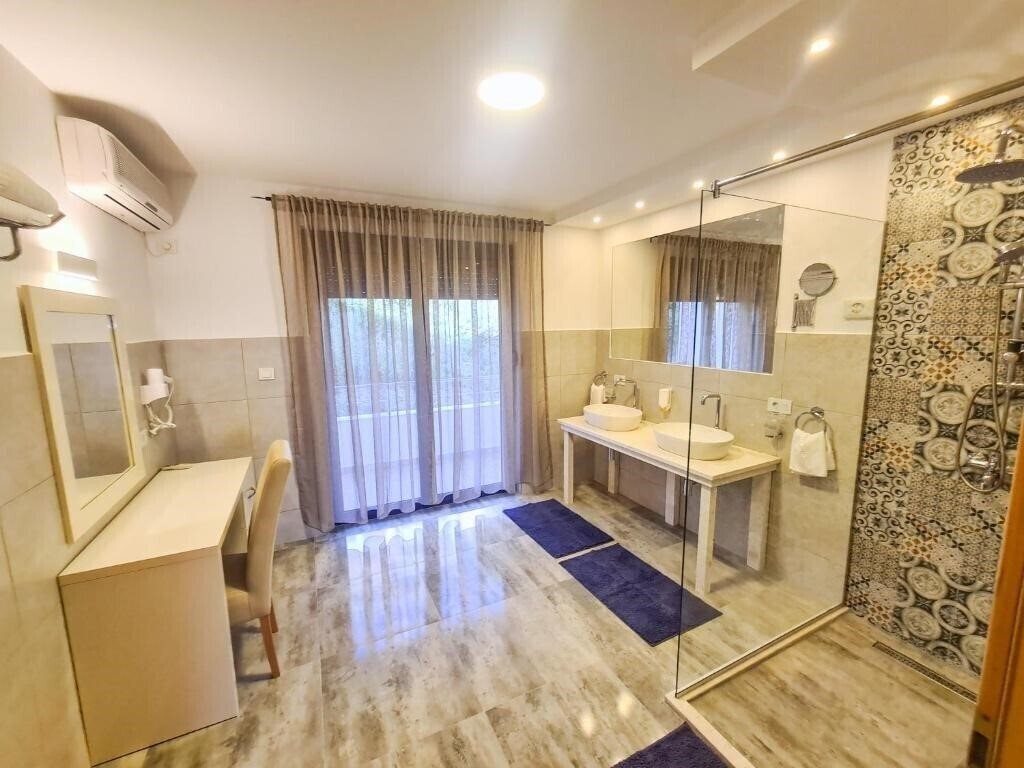 Фотография Freiburg Hotel 4*