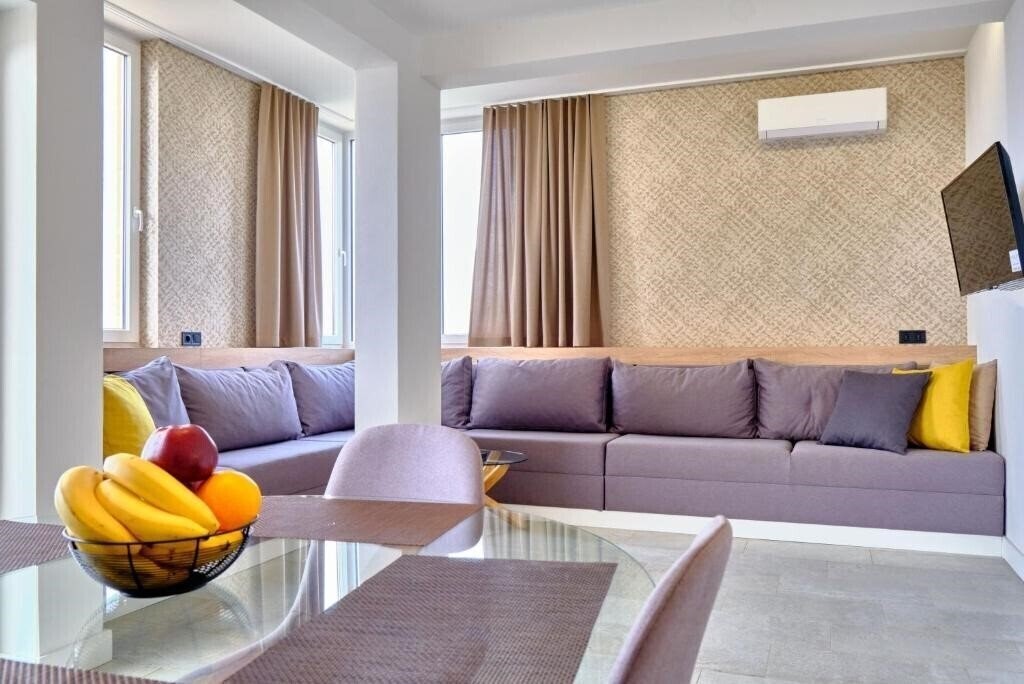 Изображение Magic Box 3*