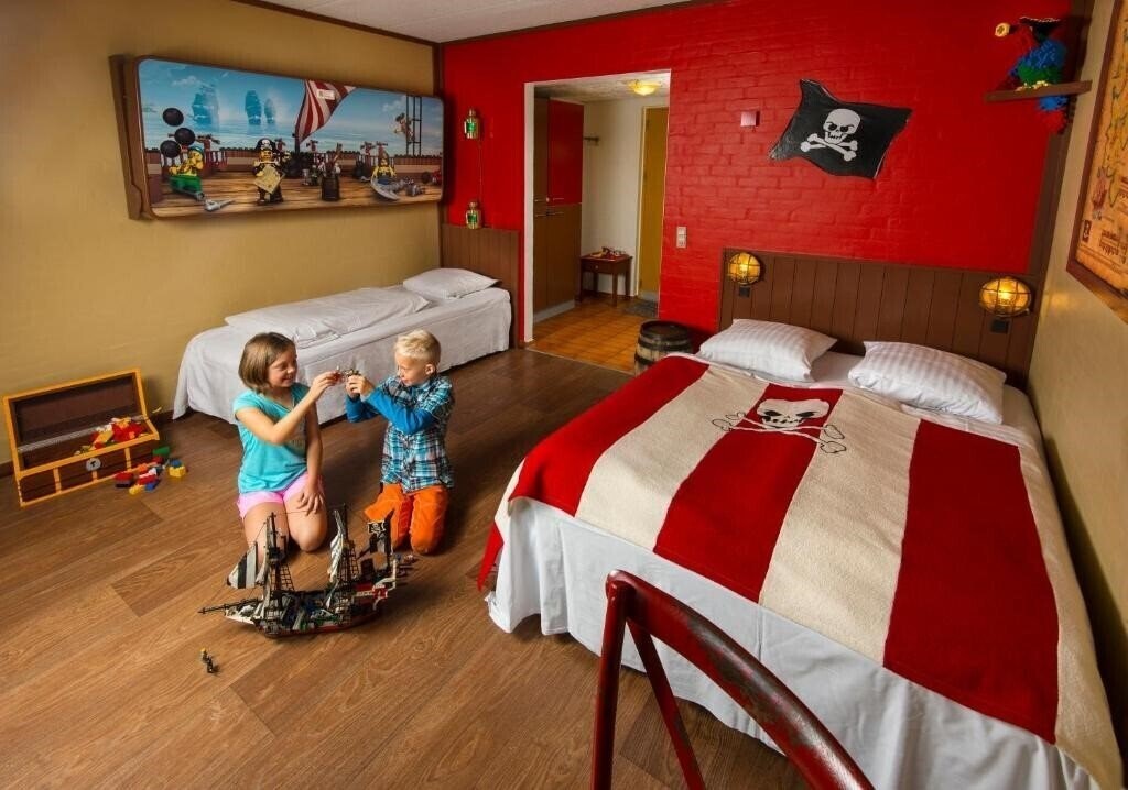 Отель LEGOLAND Holiday Village 3*