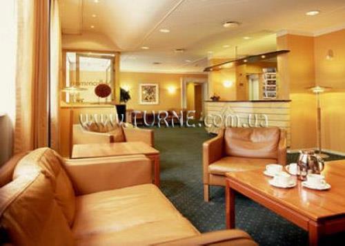 Отель Comfort Hotel Excelsior 3*