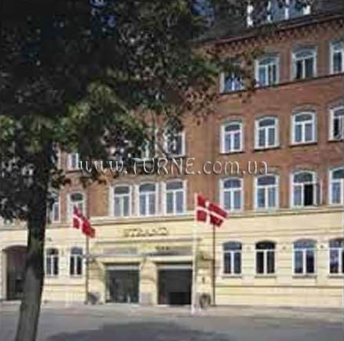 Отель Strand 4*