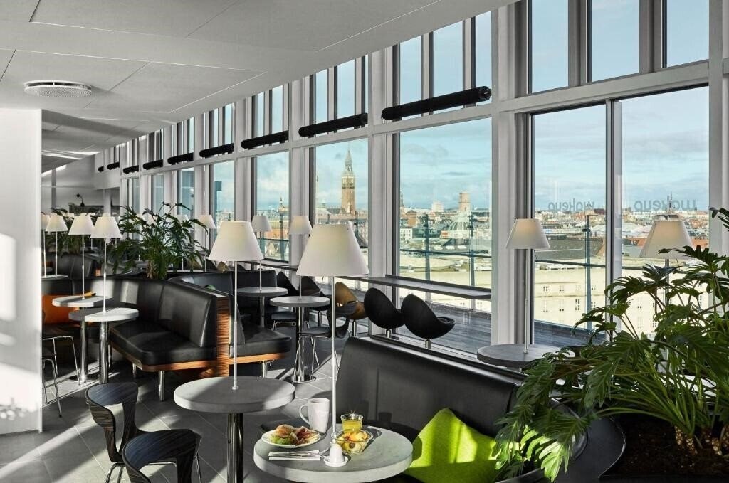 Отель Wakeup Copenhagen 2*