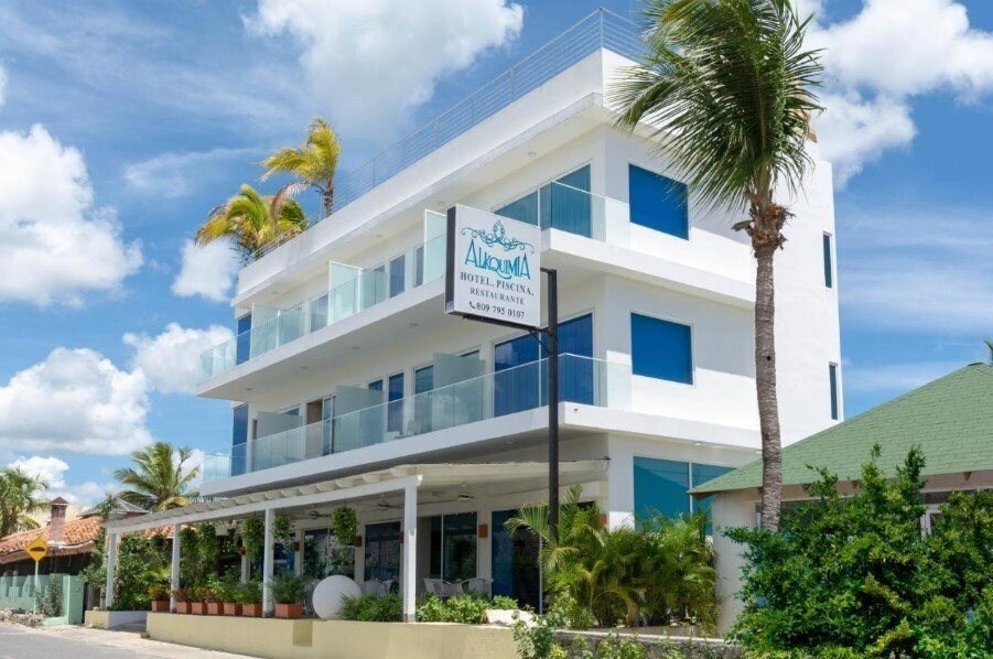 Отель Alkquimia Hotel Lounge And Bar 4*