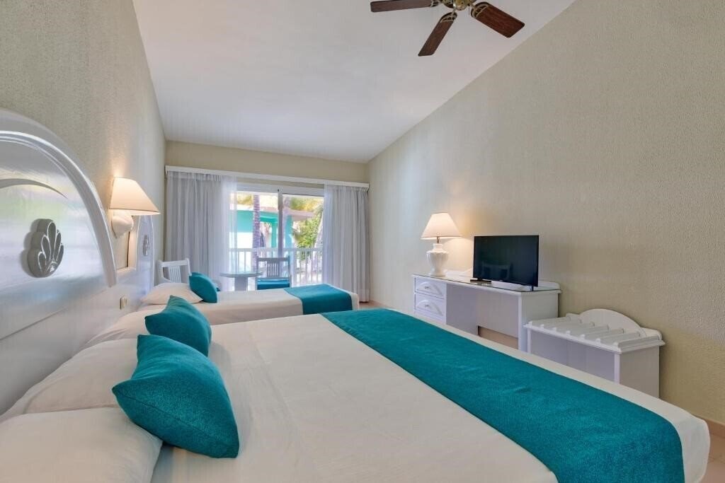 Фото Playabachata Resort (ex. Riu Merengue Clubhotel) 5*