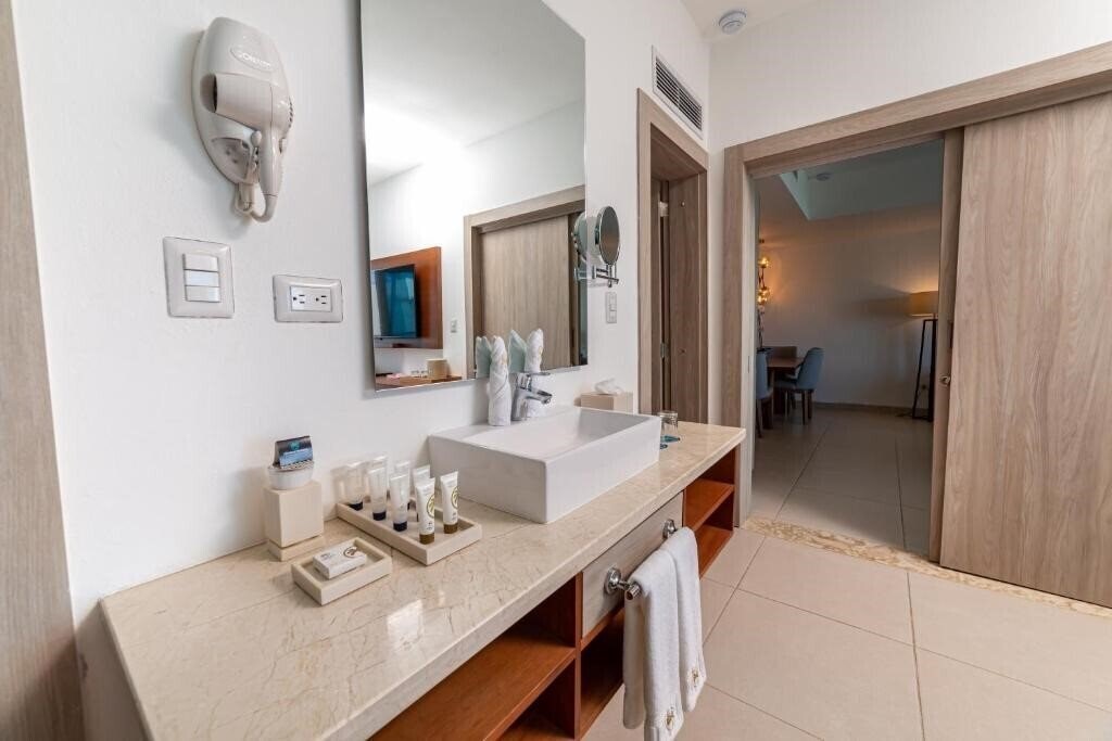 Фото Presidential Suites Lifestyle Cabarete 4*
