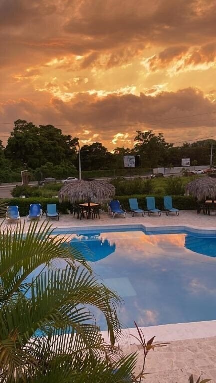 Отель Sosua Sunset Hotel 3*