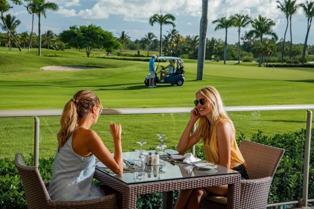 Изображение Barcelo Bavaro Palace 5*