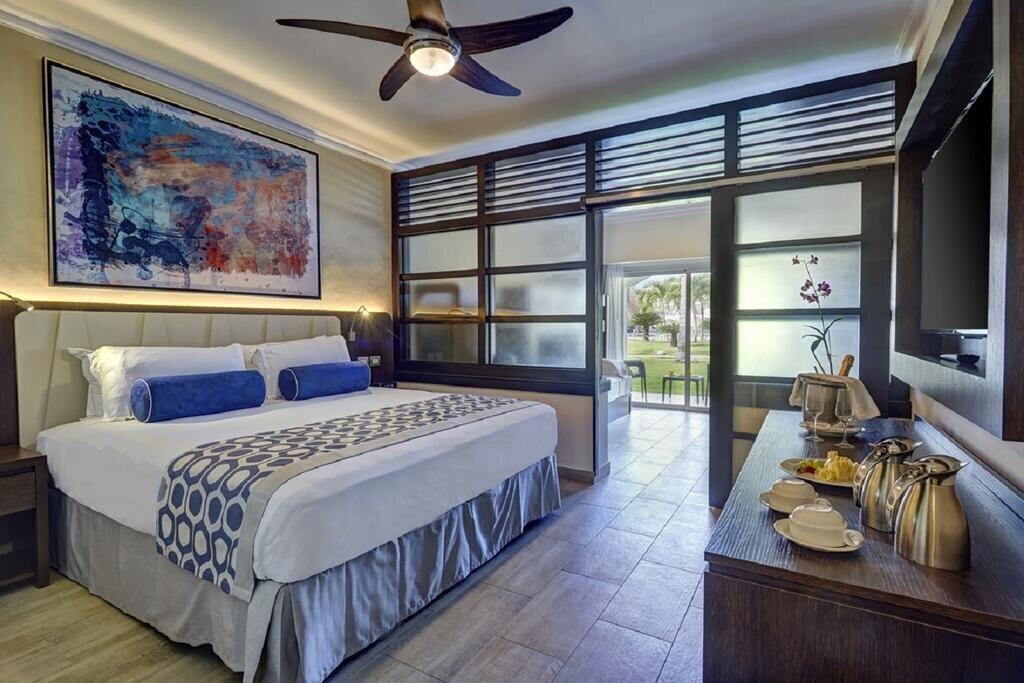 Фото Royalton Splash Punta Cana Resort & Spa 5*