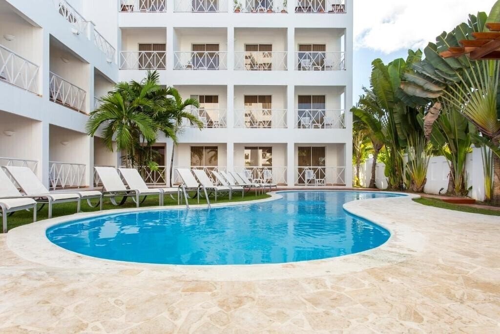 Отель Apartamentos Punta Cana by Be Live 4*