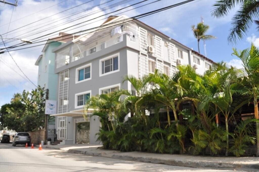 Отель Karimar Beach Condo Hotel 4*