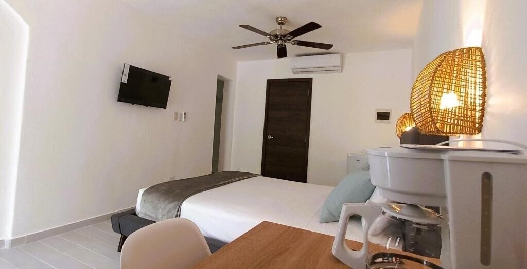 Фотография La Piazzetta Suites 3*