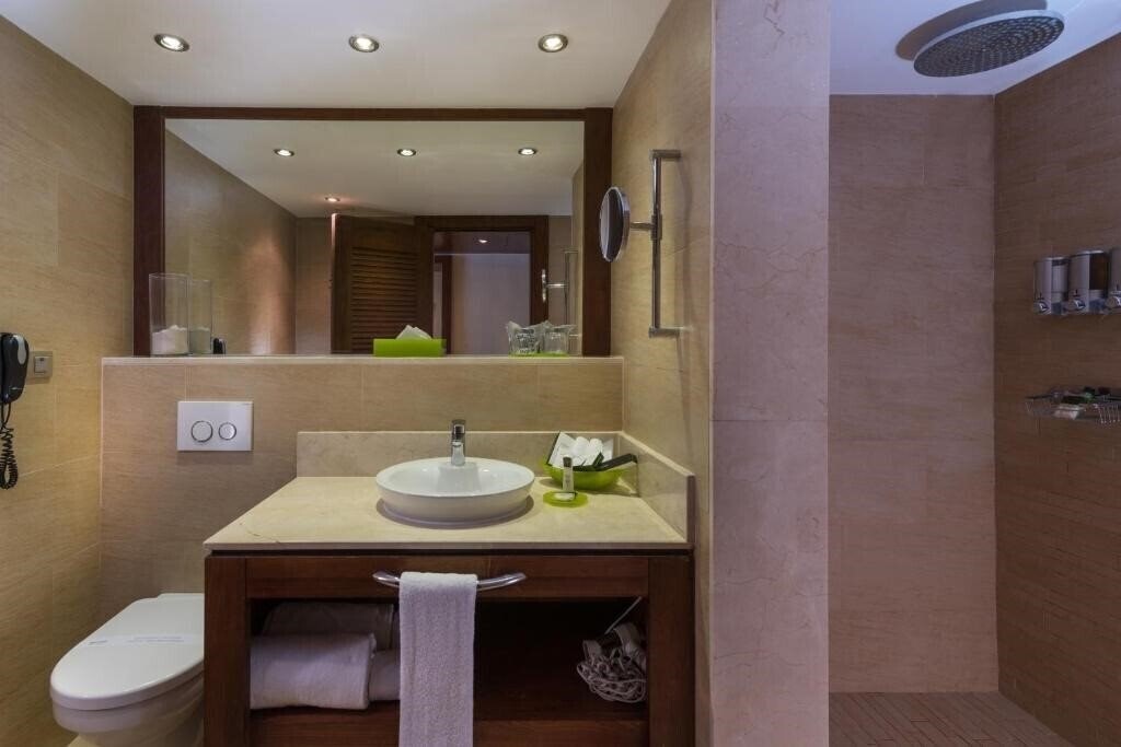 Фотография Barcelo Bavaro Beach Convention Center (ex. Barcelo Bavaro Palace) 5*