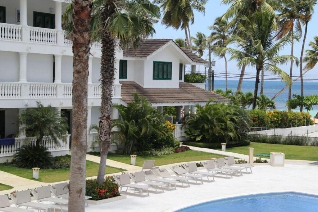 Отель Las Palmas Al Mar 4*