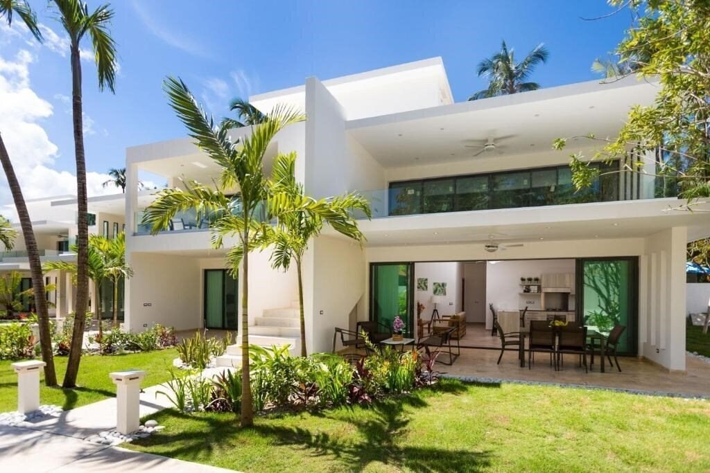 Фотография Louisa Aparthotel 4*