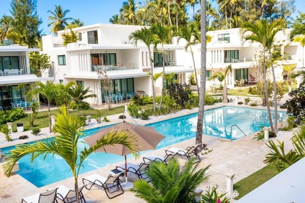 Изображение Louisa Aparthotel 4*