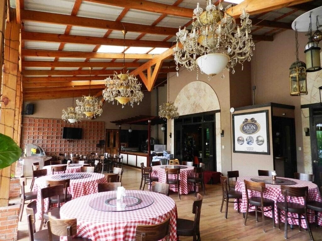 Фотография Mon Hotel Boutique + 3*