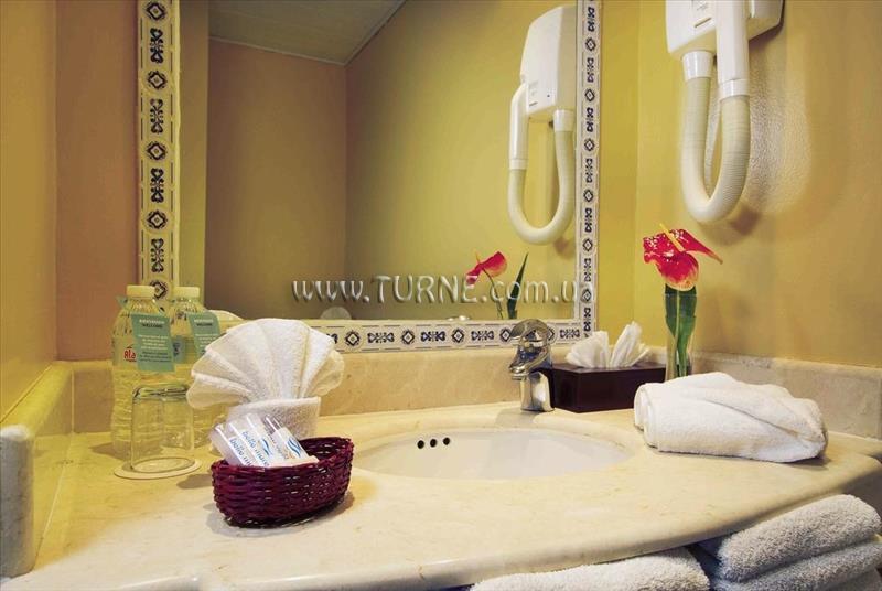 Отель Mercure Comercial 3*