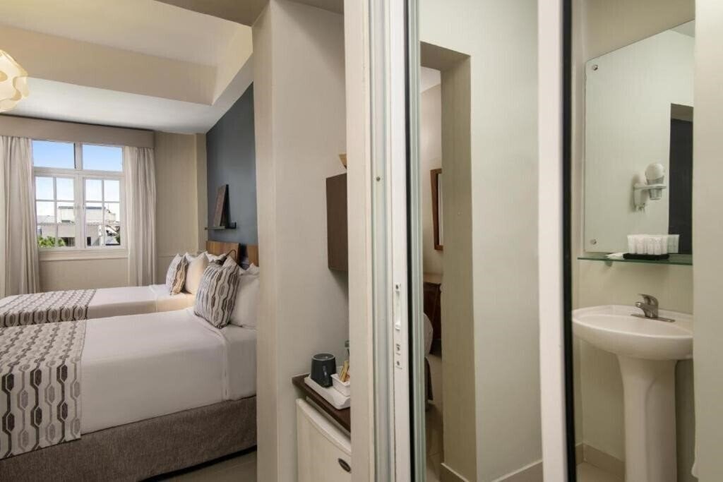 Изображение Hodelpa Colonial 4*