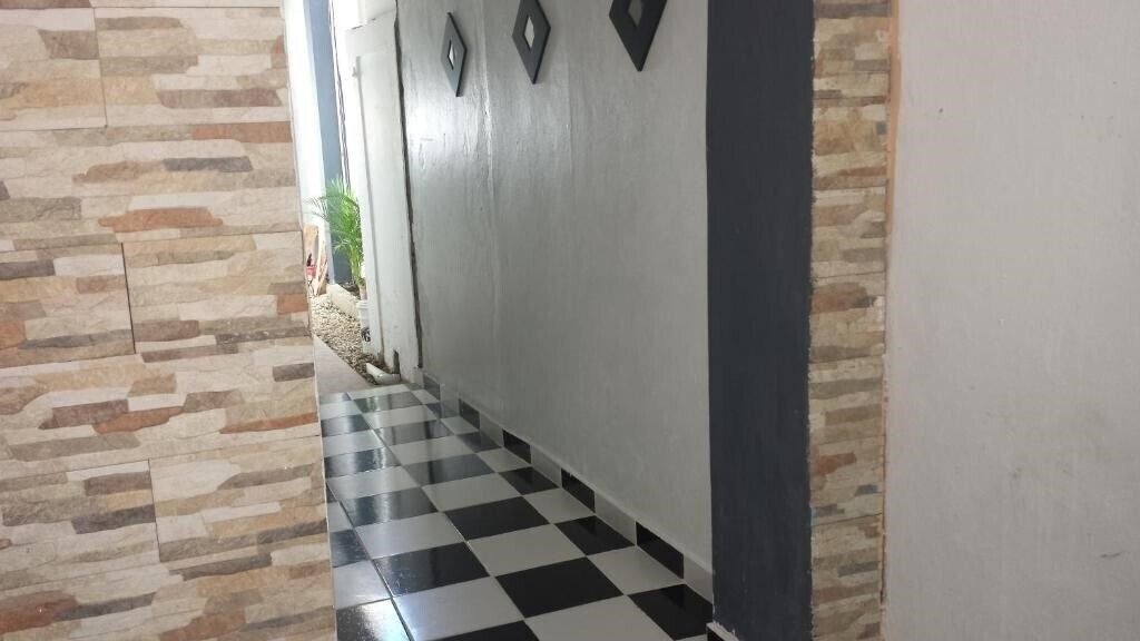 Фотография Aarony House + 2*