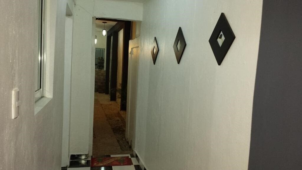 Изображение Aarony House + 2*