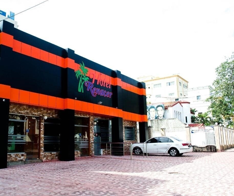 Отель Hotel Renacer 3*