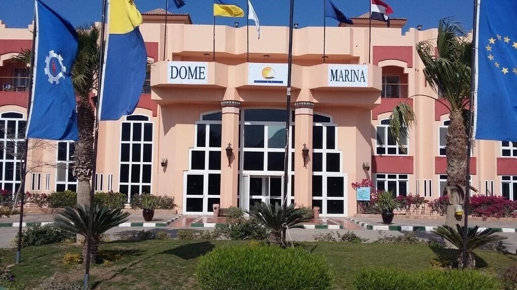 Отель Dom Marina Resort El Sokhna 4*