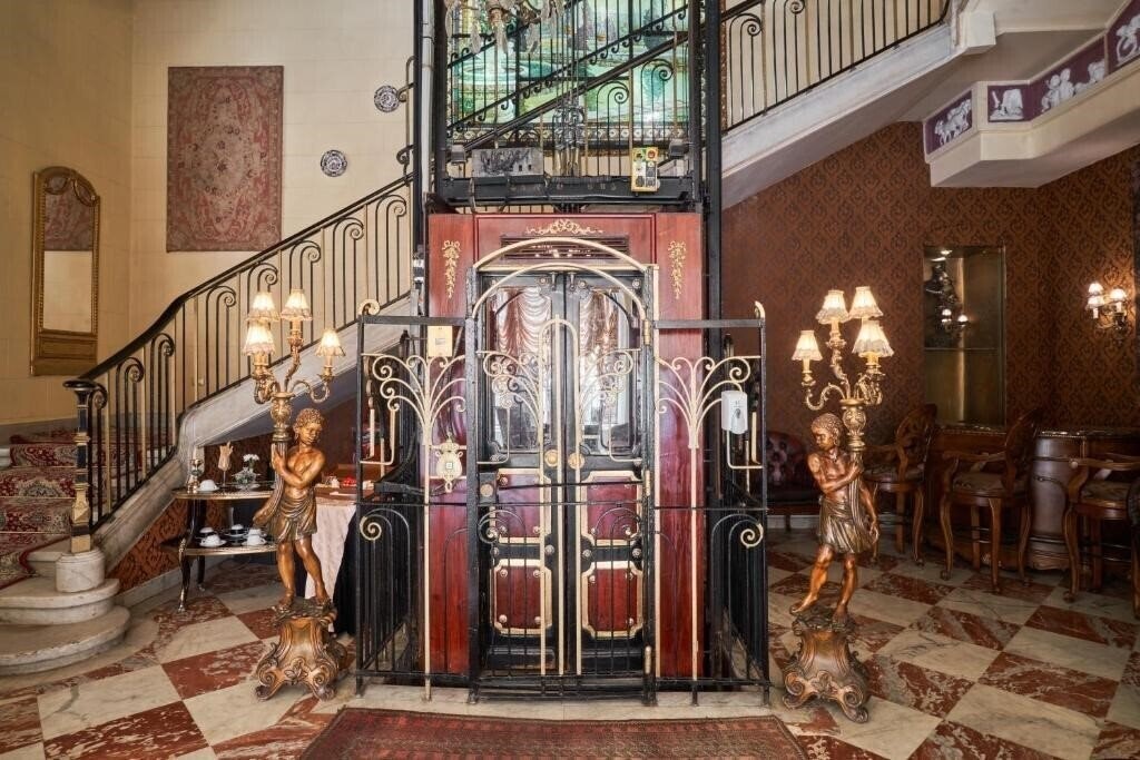 Картинка Paradise Inn Le Metroplole 4*