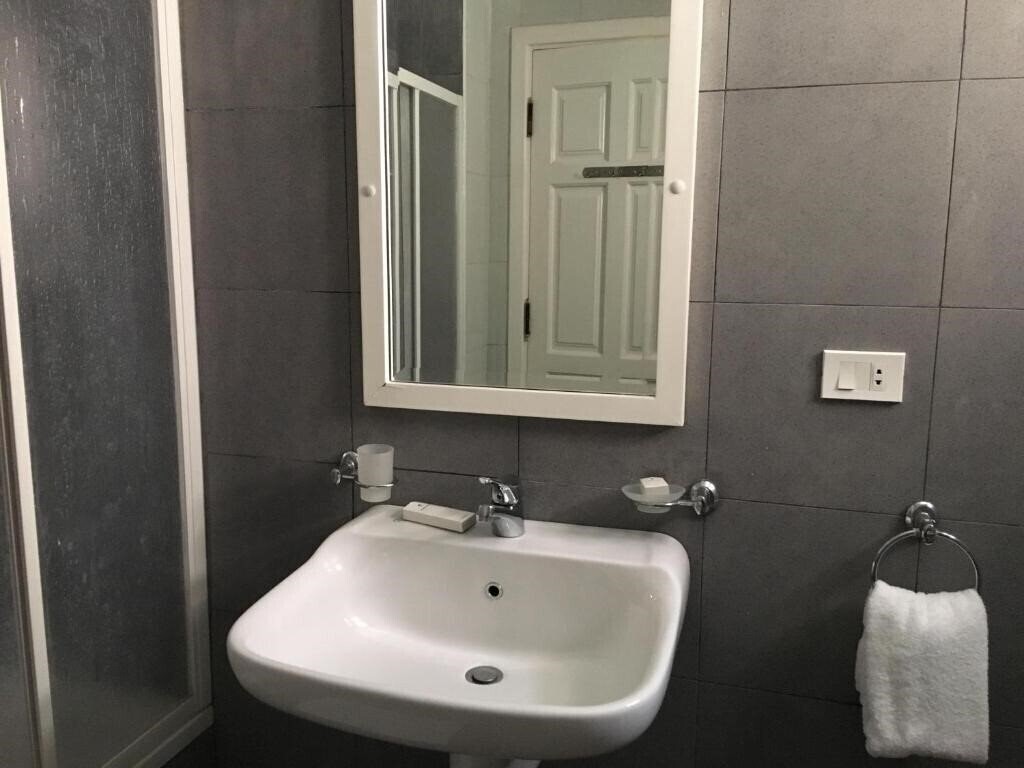 Картинка E-Just Hotel Borg El Arab 3*