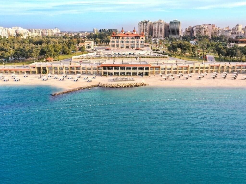 Отель Rixos Montaza Alexandria 5*