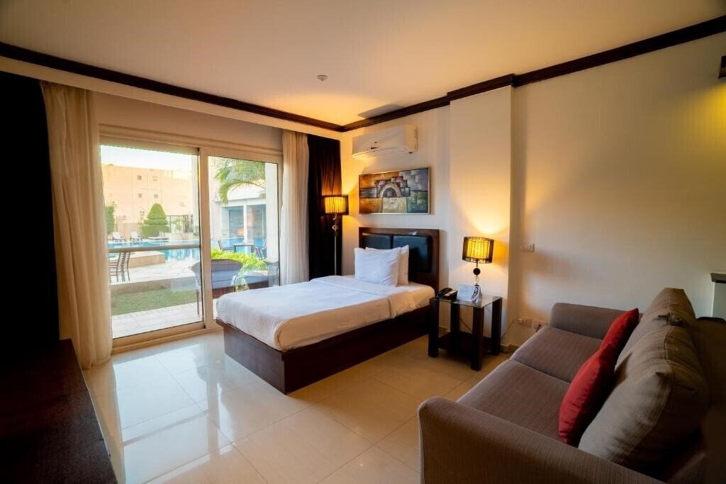 Фото Panacea Suites Hotel 3*
