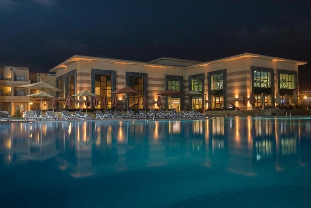 Отель Aura Resort Sidi Abd El Rahman 4*