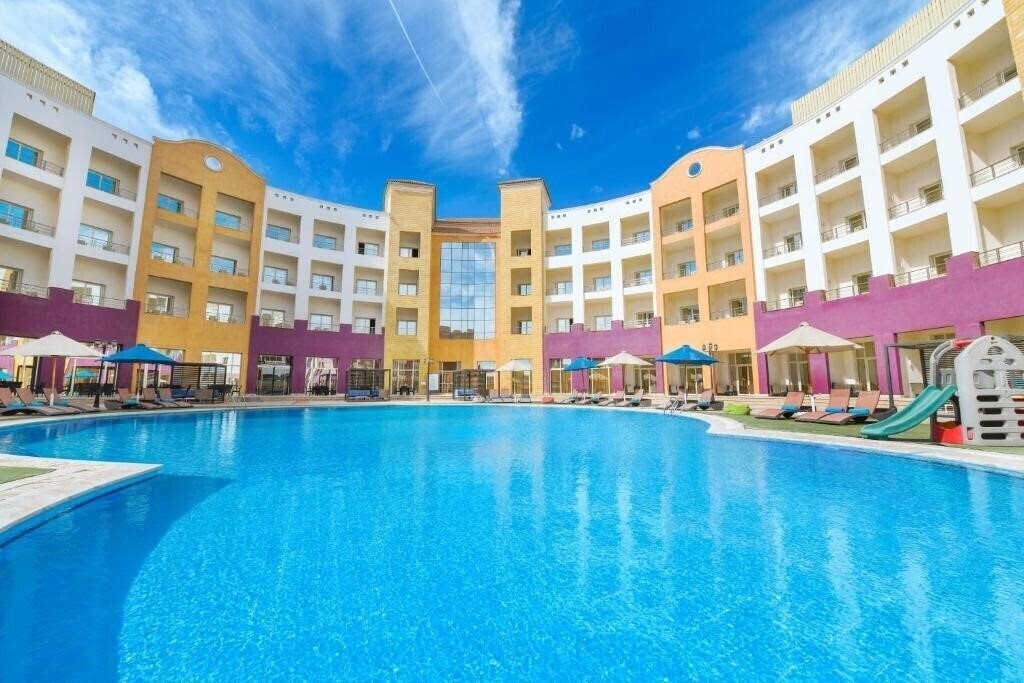 Изображение Tolip Family Park Hotel 4*