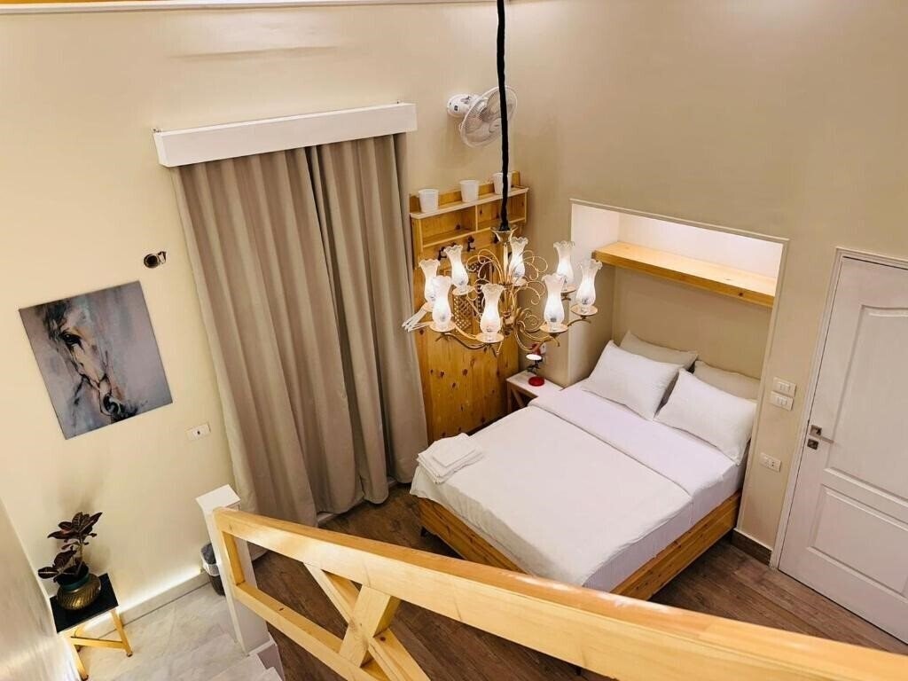 Отель Paris Hostel 3*