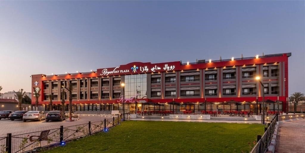 Отель Royal Day Plaza Hotel 4*