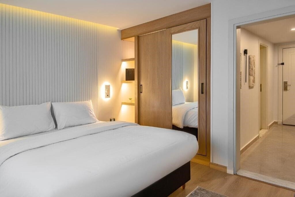 Картинка Parkside Boutique Furnished Apartments 4*