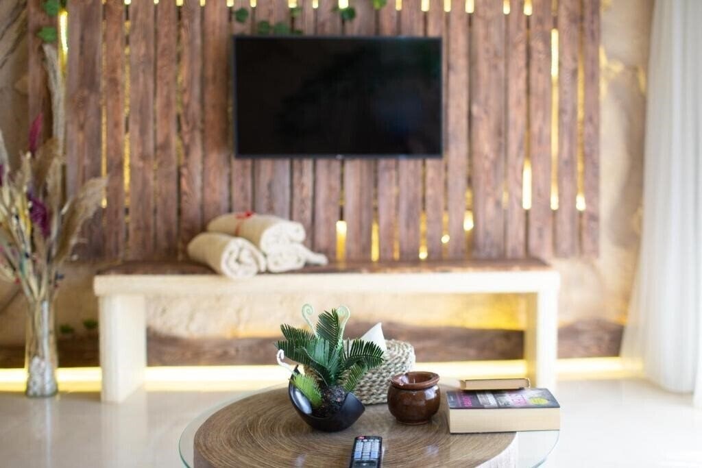 Картинка Caves Beach Resort 5*