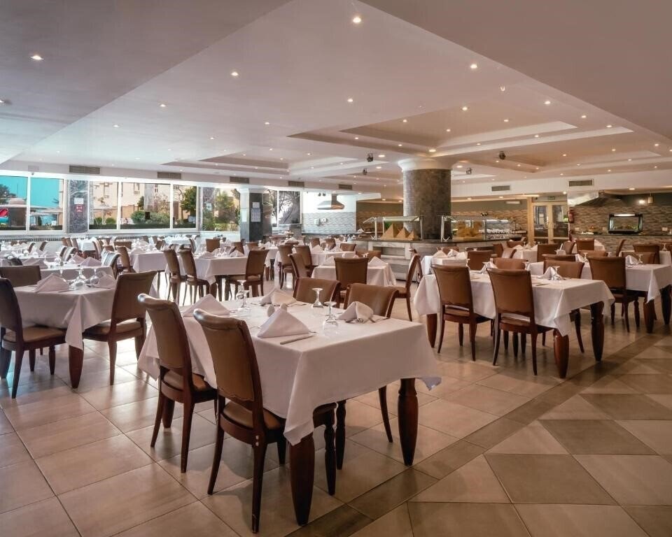 Изображение AMC Royal Hotel & SPA 5*