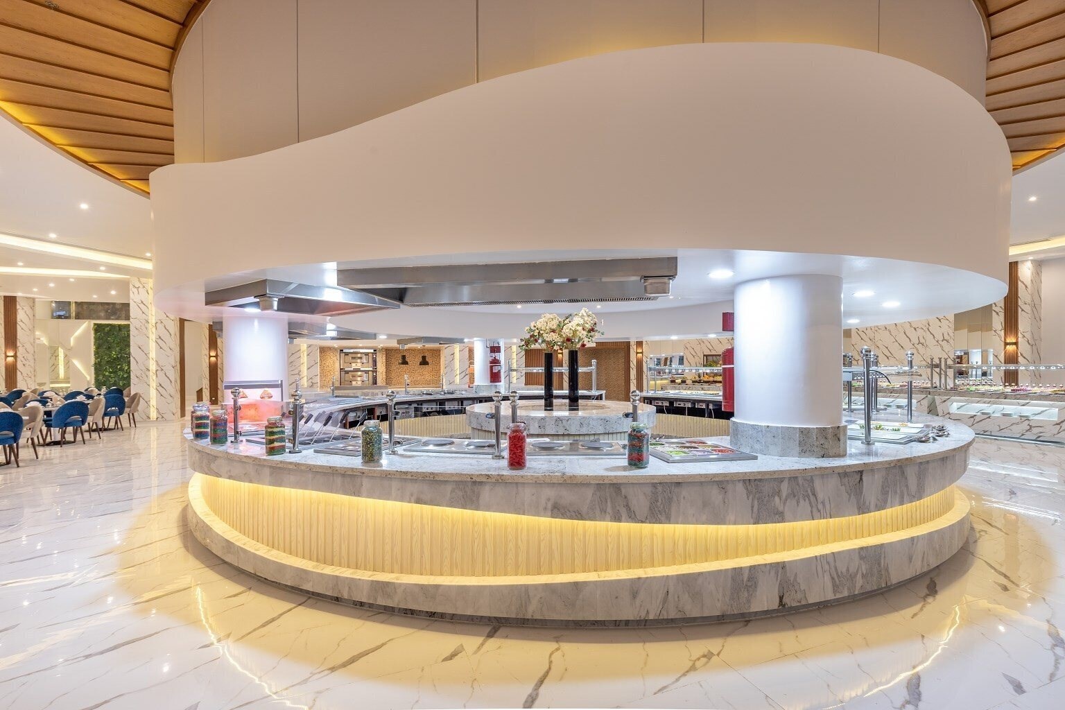 Отель Long Beach Resort Hurghada (ex. Hilton Hurghada Long Beach Resort) 4*