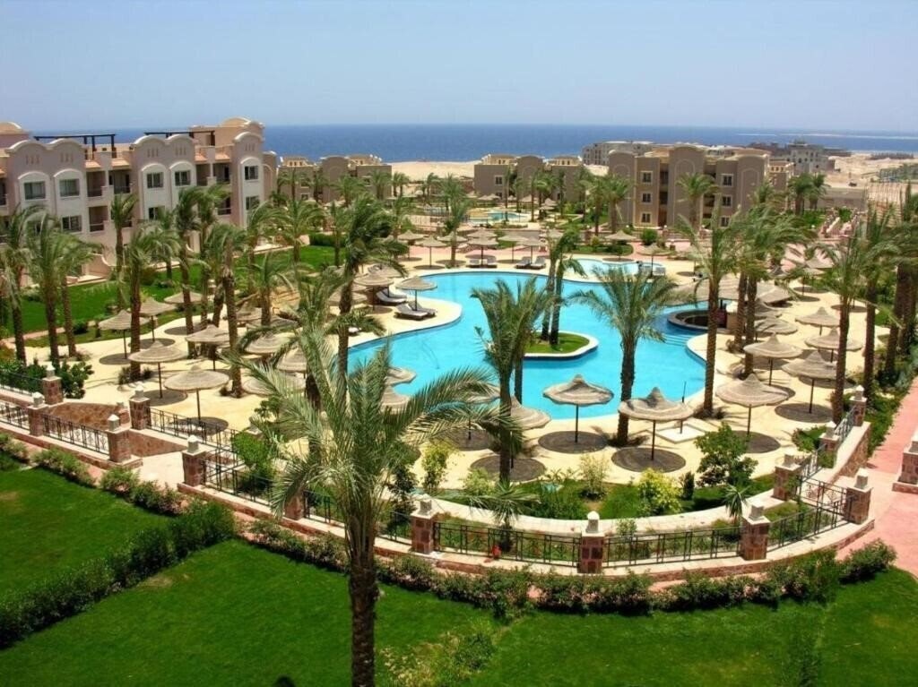 Отель Sunset Boutique Hotel Sahl Hasheesh By Pyramisa (ex. Dessole Sunset Sahl Hasheesh Resort, Pyramisa Sunset Pearl Resort) 4*