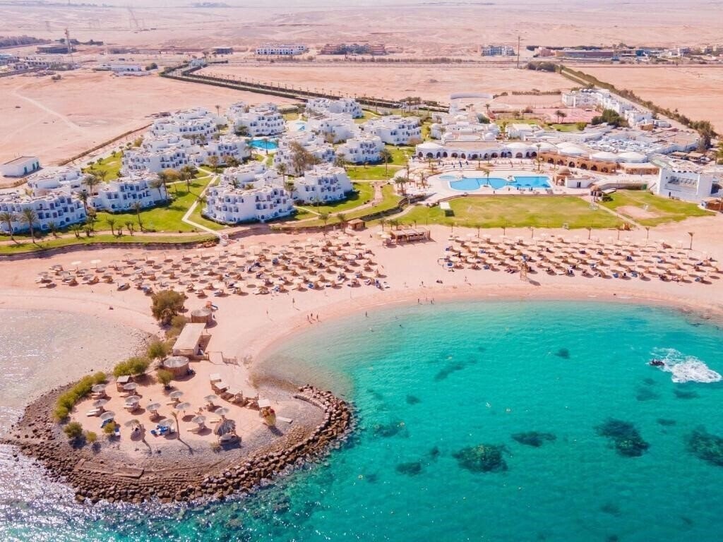 Отель Mercure Hurghada Hotel (ex. Sofitel) 4*