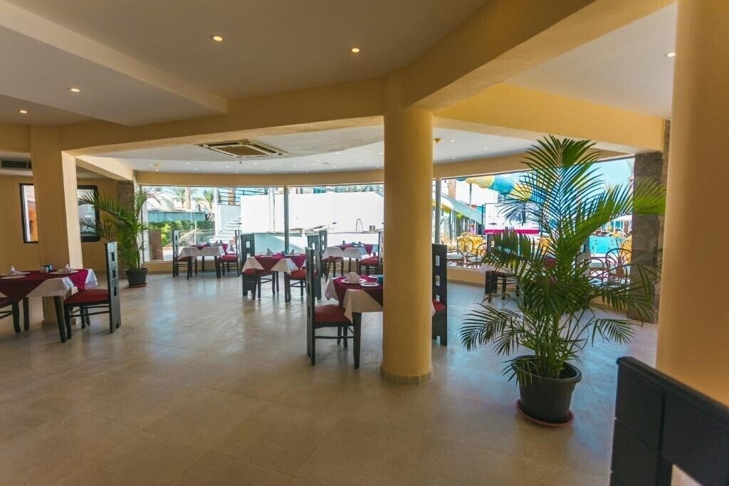 Фотография La Rosa Waves Beach Resort & Aqua Park (ex. Premium Seagull) 4*