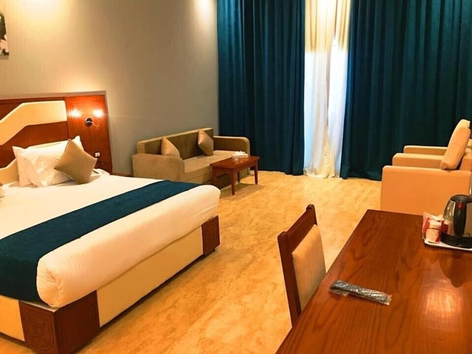 Отель Hawaii Paradise Aqua Park Resort 5*