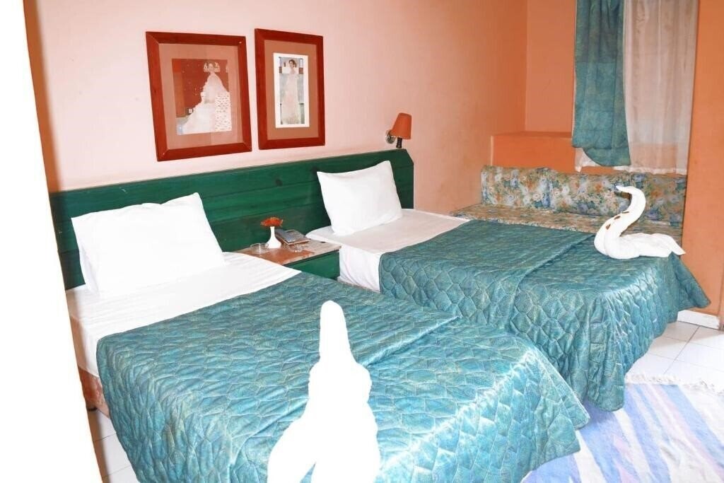 Фотография Jewels La Perla Hotel (ex. La Perla) 3*